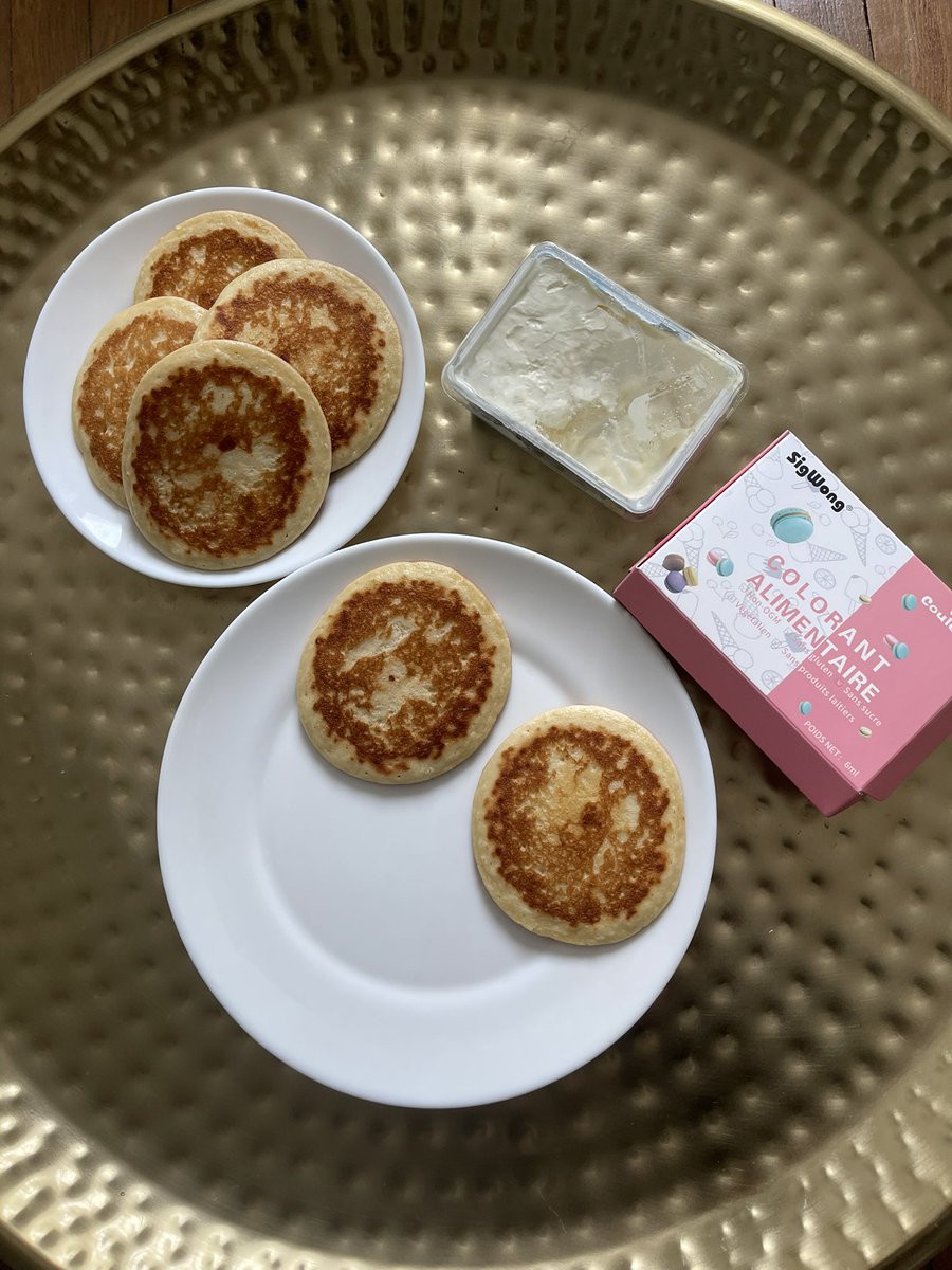 imwithyou25's tweet photo. #LonelyPopFanArt 
I decided to prepare some delicious Lonely Pop pancakes. I used some white cheese and food colorant, they are really tasty! @LonelyPopNFT 

Discord id: karo_ogld#3882 https://t.co/6leMTHFtLG