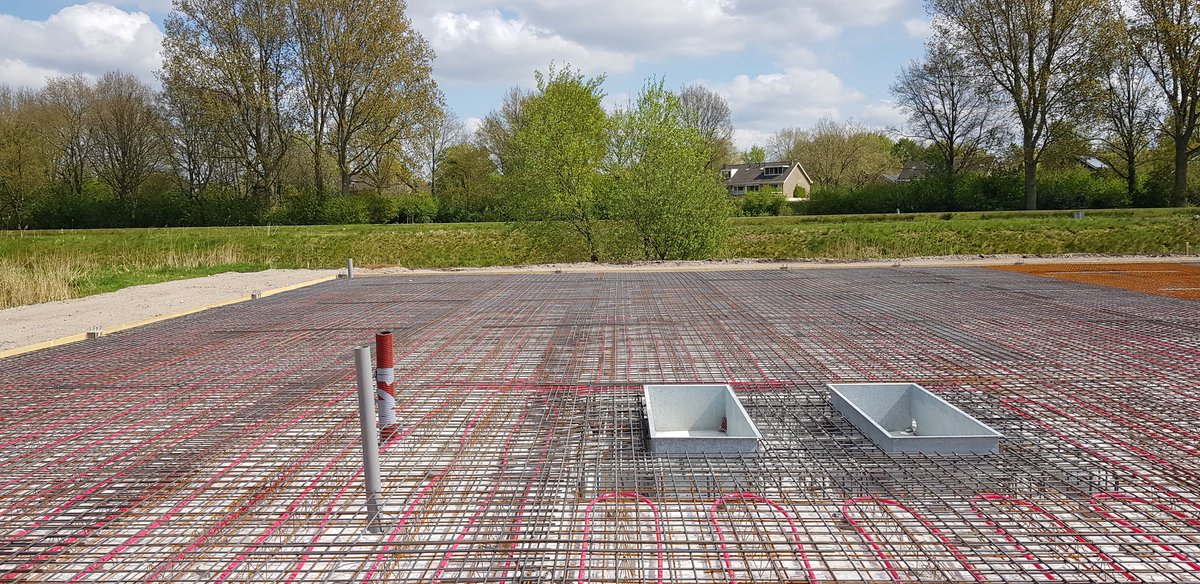 bv_shb's tweet photo. Nieuwbouw Groene Dijk te Assen 625 m2  klaar voor Beton stort ... https://t.co/bskY3SGhCa