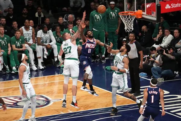 MarvelSportsTlk's tweet photo. HAPPY 50th EPISODE!

- @davidmaher08 ready to rip @Andspe2 after Celtics sweep Nets
- Are the Sixers in trouble against Raptors?
- Stars/Knights battle to determine wildcard 
- NFL Draft Thursday night. Pats/GMen needs and more

All that tonight at 8pm on @WQAQradio. TUNE IN https://t.co/AmydEUcnA2