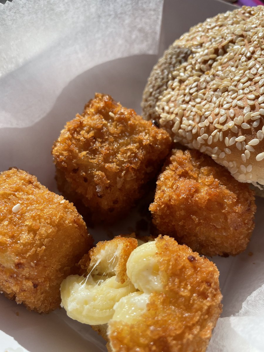 CTFoodieVenture's tweet photo. More from 
📍The GastroPark West Hartford, CT 
#Crispy #Chicken #Sandwich #Truffle #Bites https://t.co/jX9oZYfckg
