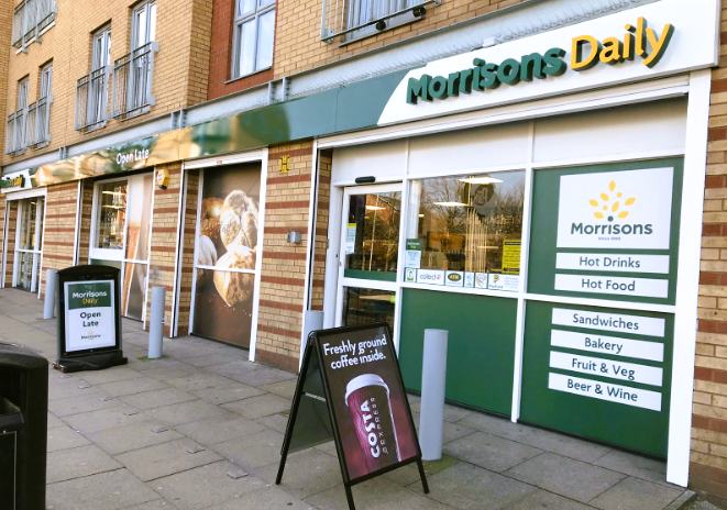 UKFoodservice's tweet photo. Supply chain issues hit MCColls current results but new food-to-go bolsters sales - See more at: https://t.co/VISgXWhSTU #Foodservicenews #Caterlyst #McColls #MorrisonsDaily https://t.co/wJnUIg6ZRJ