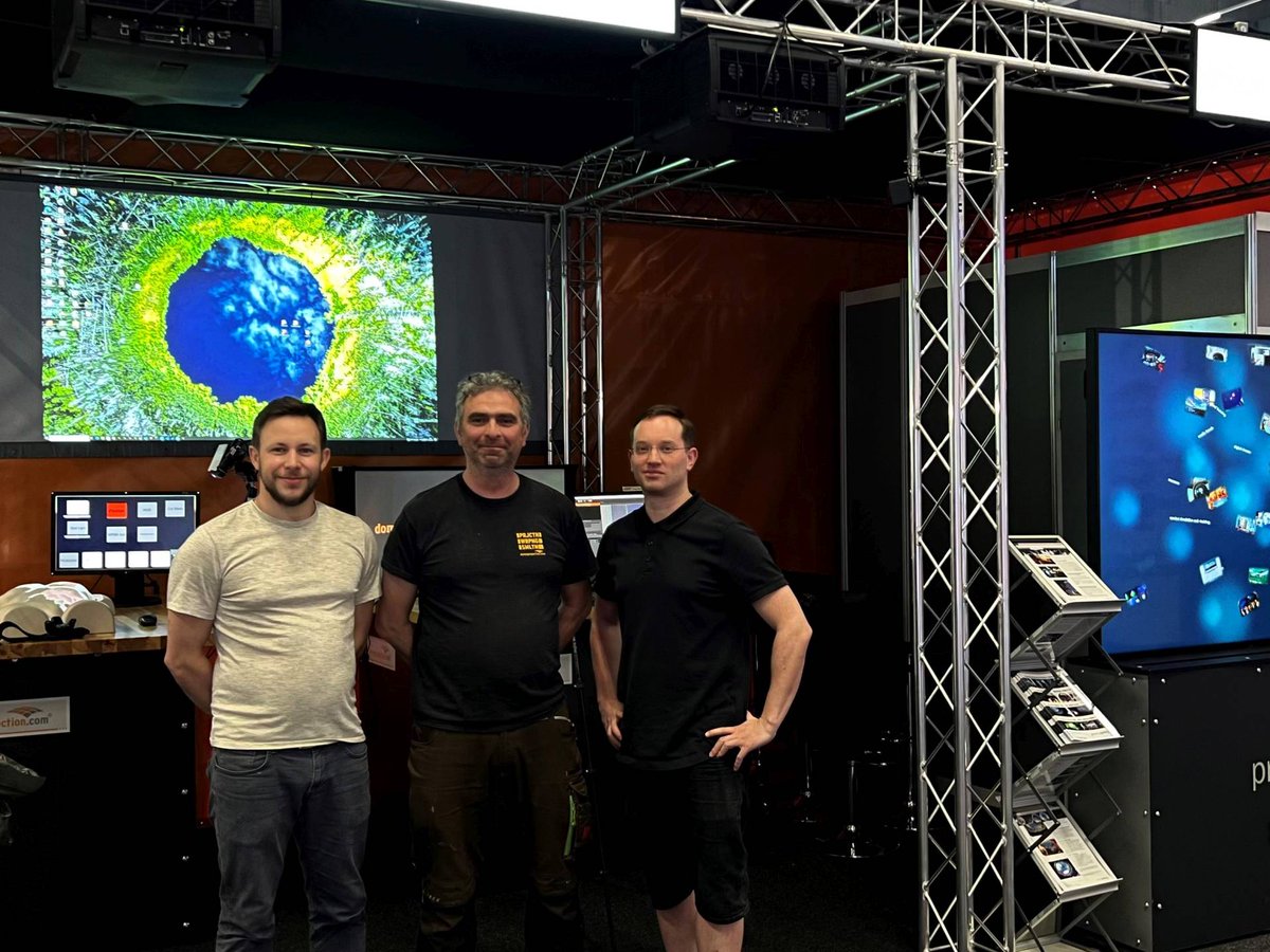domeprojection's tweet photo. Meet our team at #pls2022, booth B74. 
Have a look at our #autocalibration system and our #MediaServer Exporters. Also, we are demonstrating our StackerApp and #projectionMapping on human body shape. Drop by!
#events #projection #stacking https://t.co/Kw0WDUuFAf