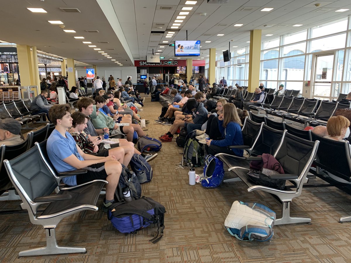 Ready for our last leg of the trip! ⁦<a href="/bhs_galante/">Heather Galante</a>⁩