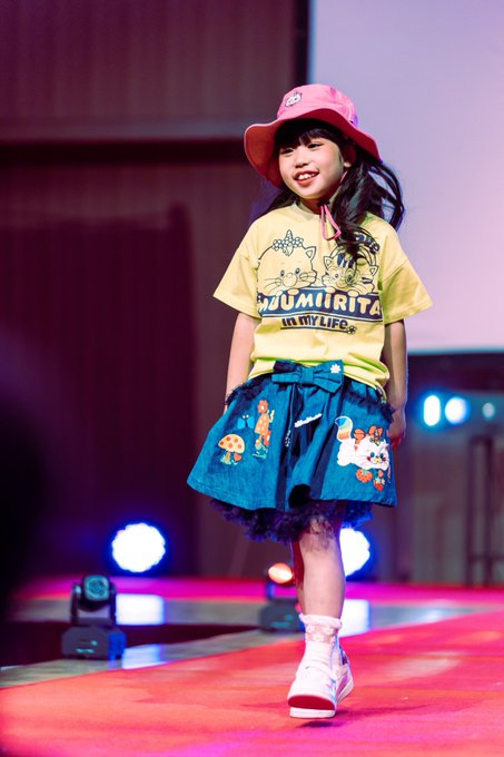 Twitterのコスプレ画像31