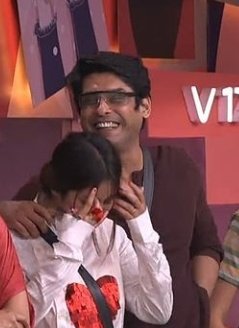 iameshz's tweet photo. Sath hai aur khush hai. ♥️💫✨
#SidNaaz https://t.co/kHoKHcym89