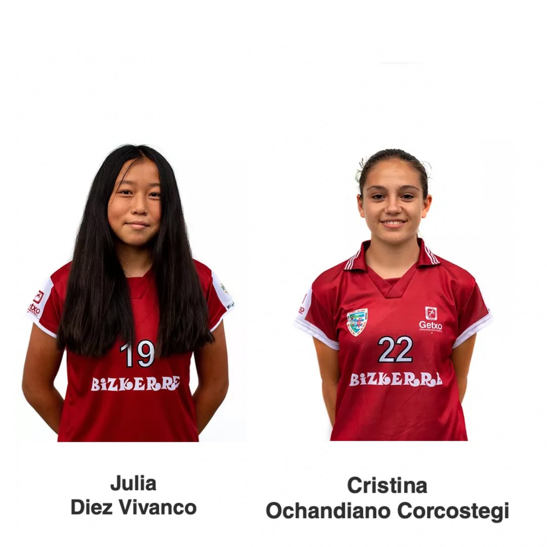 Bizkerreft's tweet photo. Ayer entrenaron con la Selección de Bizkaia Cadete cuatro de nuestras jugadoras : Julia Diez , Cristina Ochandiano, Ixone Vega e Iraia Zamora ⚽️💙🤍🔝
(1/2) 👇🏻

#ErreKeErre #GetxoKirolak #FutFem #SoyBizkerre https://t.co/Surq911nlR