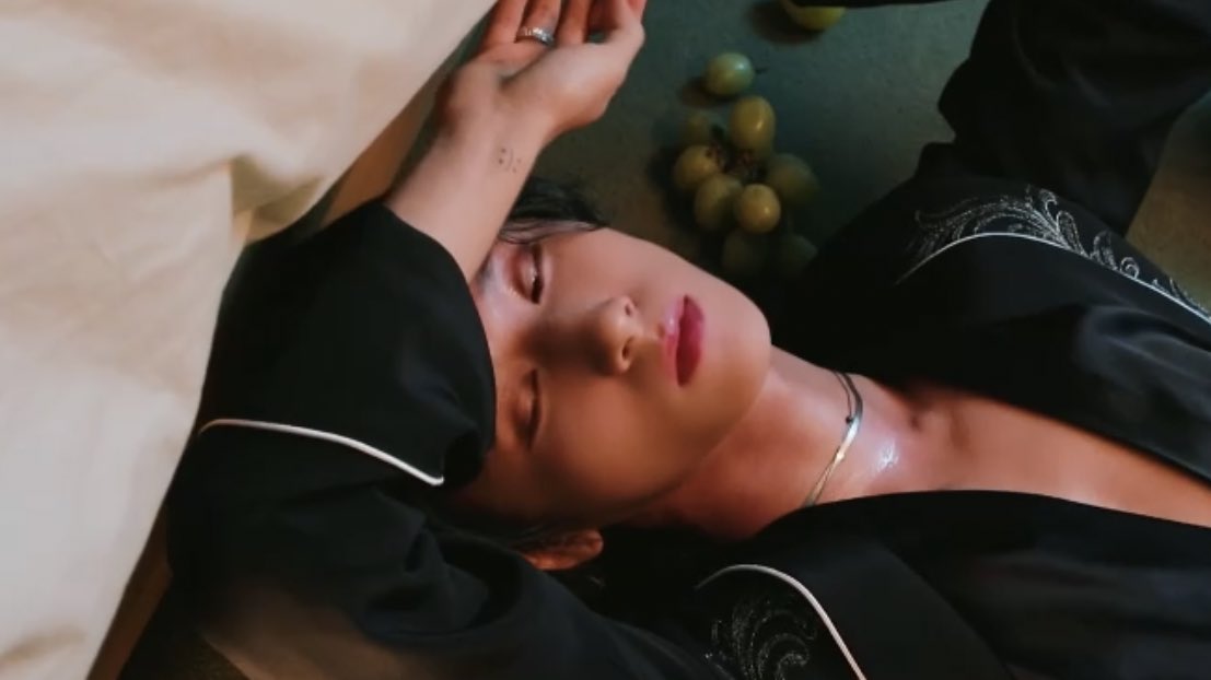 changkyuniesite's tweet image. hes so attractive pls 😫😫 #아이엠 #IM