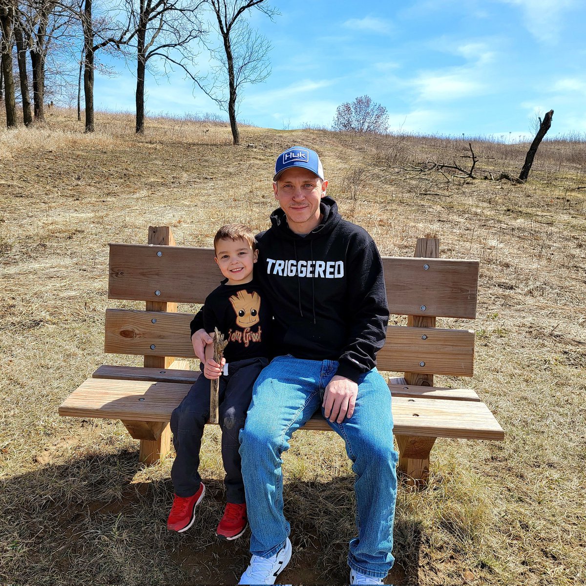 apprentice322's tweet image. #NewProfilePic #family #hiking #enjoytheday #dadlife