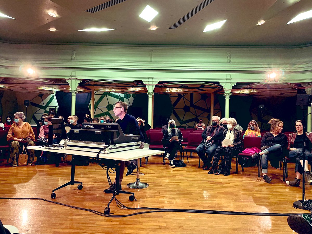 LeahBarclay's tweet image. Congrats to all the team at #ANATSpectra2022 and a huge thanks to @__ANAT for a brilliant event! It was so great to see everyone in Melbourne and be immersed in such an inspiring program of creative work