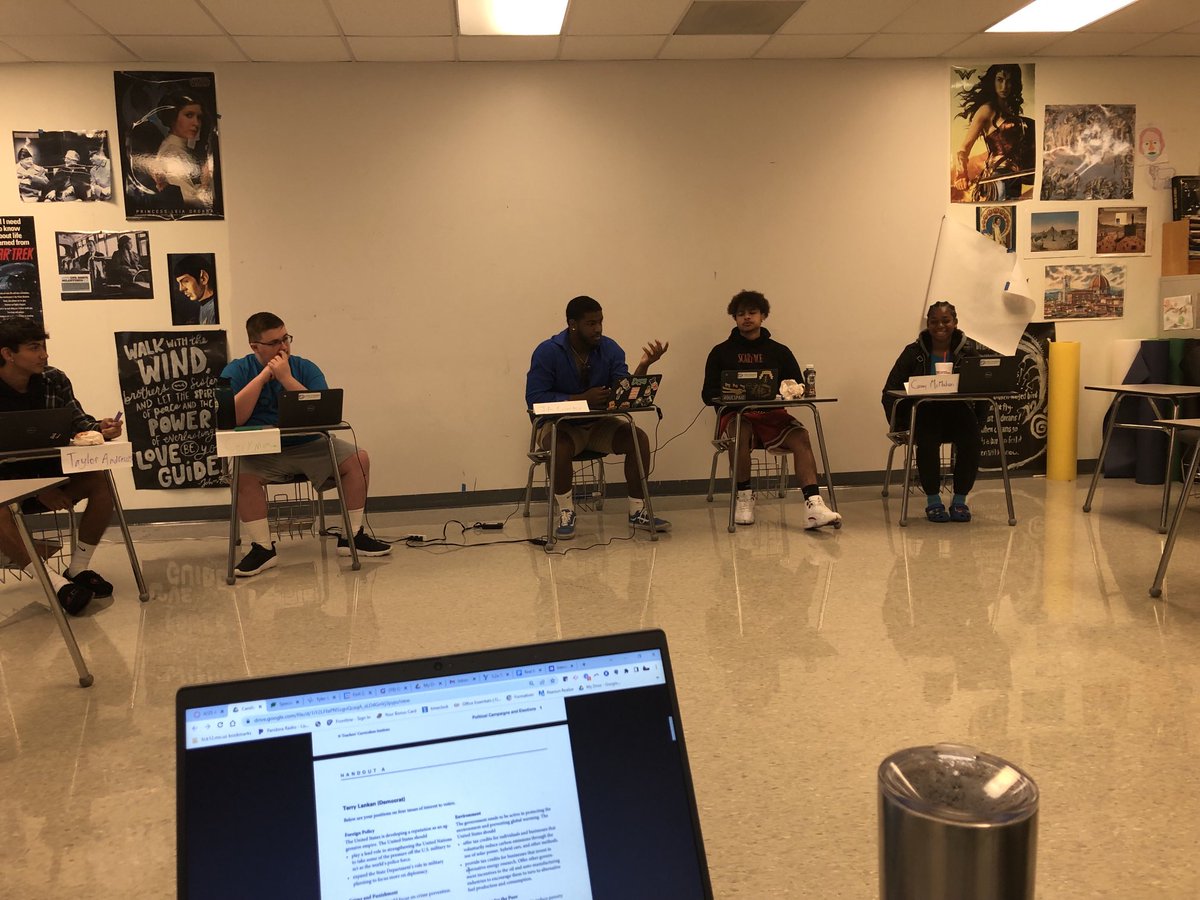 FZEDeanaClark's tweet photo. Early morning Primary Debates in 1st hour! https://t.co/srUwYNt8sz
