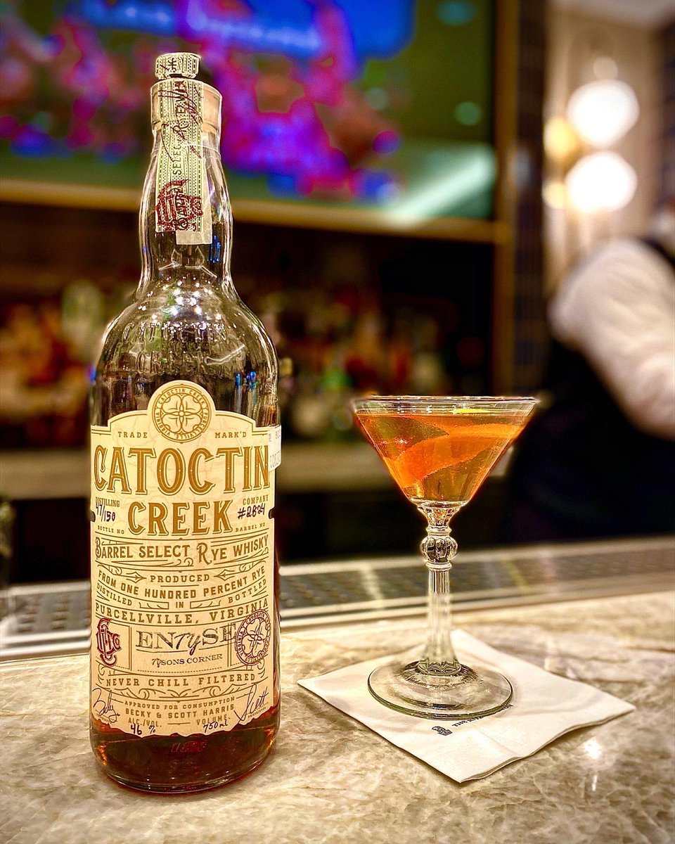 JohnnyFromVA's tweet photo. Available in @TheRitzCarlton Tysons Corner at Entyse - The new @catoctincreek Barrel Select number 2824 - VA Rye Whisky finished in VA Port Barrels bottled at 92 Proof. Enjoy friends. Cheers! #CatoctinCreek #Entyse #RitzCarltonTysonsCorner https://t.co/6ceIym4myv