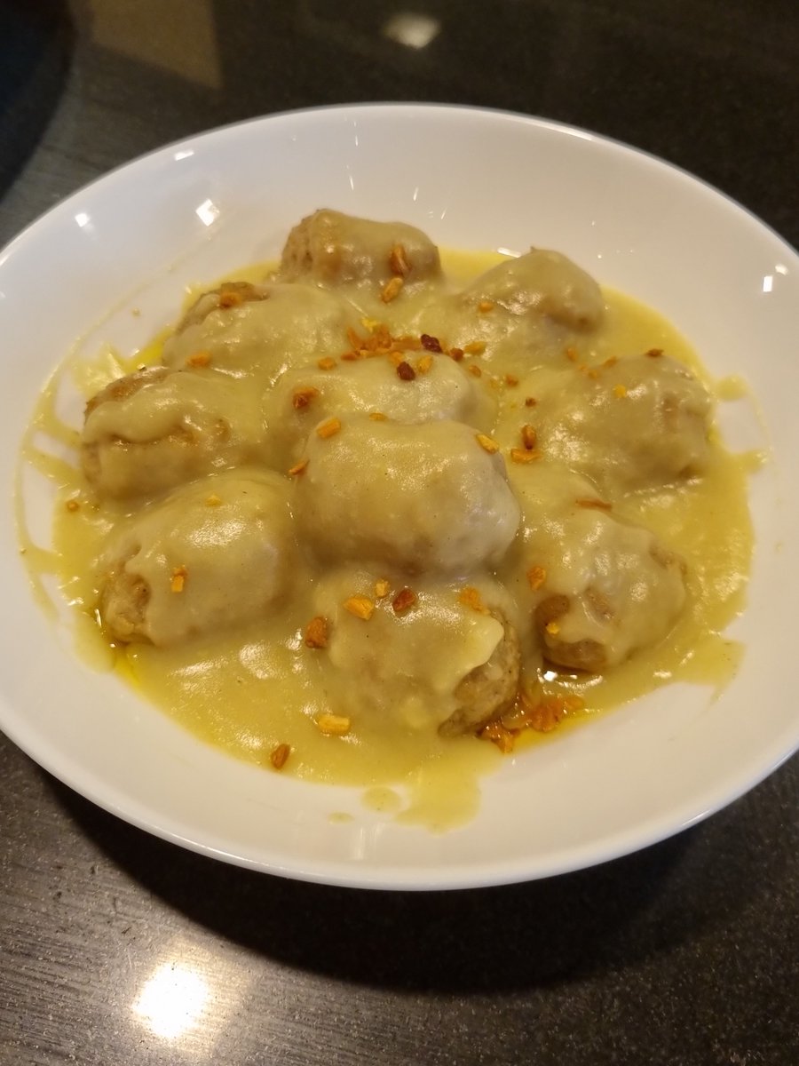 HomeFoodiePH's tweet photo. MUSHROOMarami pa ang natatakam sa dish na to!Papahuli ka pa ba,Ka-Home Foodie?CHICK out this #Madalicious recipe today!#MagnoliaChicken #PambansangManok #MagnoliaChickenTimplados
Link to recipe:https://t.co/SE4L1TqLTz
Follow us:
https://t.co/8jtjDEsjtO
https://t.co/OVZxL8vFwx https://t.co/rsygz05tXB