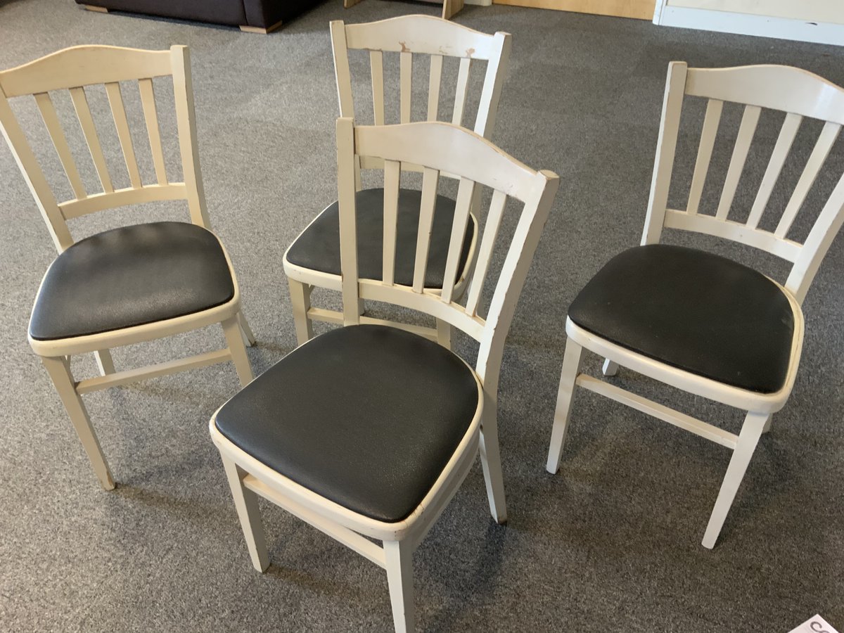 CondoverCollege's tweet photo. Thank you Reviive for giving Day Opportunities the chance of doing some work experience. The chairs have arrived and the learners are getting ready to upcycle. Watch this space for the final result 👀
@Reviive @NCFCareForum @Natspec @ARCEngland @SPICnews #upcycle #reviive https://t.co/cy15qz1YMJ