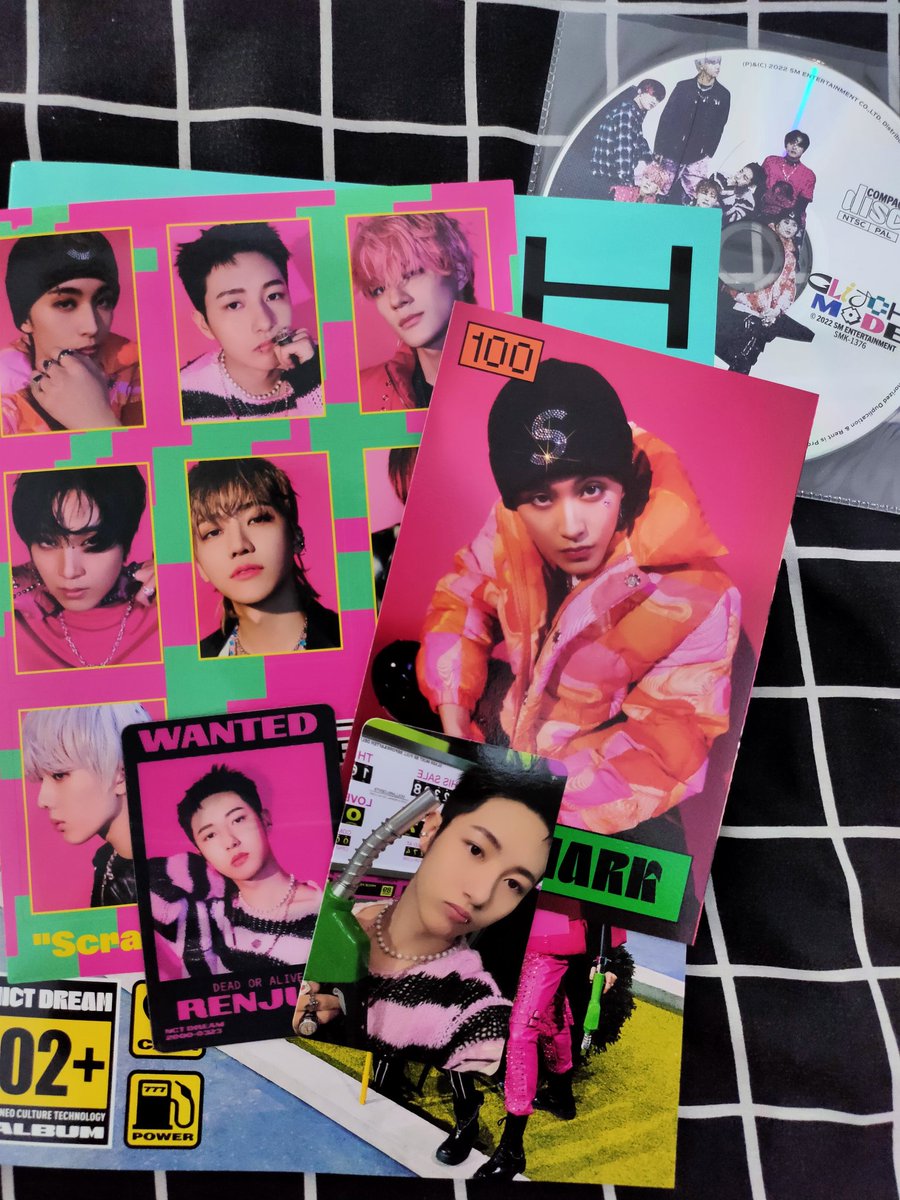 acciopeach's tweet photo. huge thanks to kak @nppuniya 🥺💗 albumnya udah landing dengan selamat tanpa cedera😝💗
aku akan lanjut diblock temenku season kesekian karena ngepull biasnya but its okay karena..
"di block udah jadi makanan tiap cb" - kapika 2022 https://t.co/7f7s1bCzJj