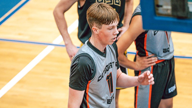 Colin Kearns is a prospect that we expect to hear much more from in upcoming years. 

He is a 6-foot-7 forward that can play inside and out.

<a href="/JL_Hemingway/">Jonathan Hemingway</a> STORY:

ontheradarhoops.com/otrsweet16-ses…