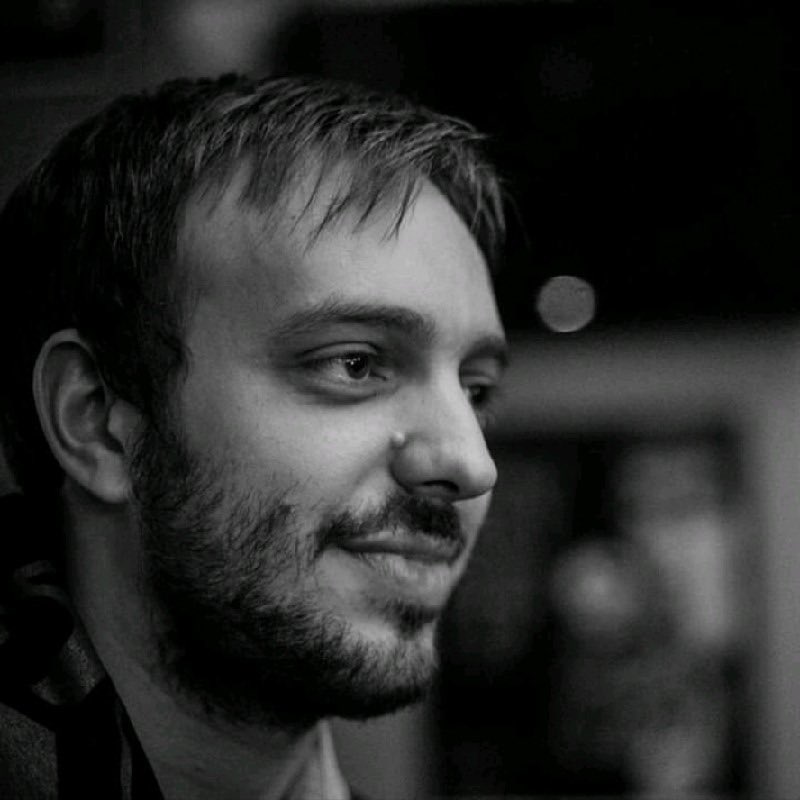 UCMccinf's tweet photo. Alberto Rodríguez Peña-Marín es Senior Layout Artist en Skydance Animation. Licenciado en Comunicación Audiovisual 2010 en @UCMccinf, Alberto ha estado en el equipo de los profesionales de efectos visuales (VFX) premiado con uno de los Oscar conseguidos por “DUNE”
#TalentoUCM https://t.co/xQHxRKpPyw