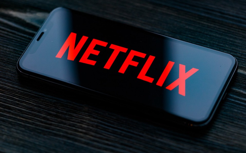 InversionesLyG2's tweet photo. Activa y recarga TU CUENTA NETFLIX *ORIGINALES* A TU NOMBRE

*Somos tienda física, estamos ubicados en Sierra Maestra Calle 12 entre av 16 y 17. Local #09, frente al Colegio Marie Poussepin, al lado de la cabaña del mango. 

Whatsapp: 0414-0703104. https://t.co/iwTiKmIjj8