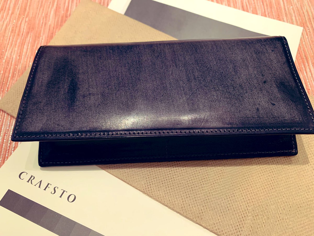 hidecamp22's tweet photo. セミオーダーしていたお財布がついに届いたー!!
#CRAFSTO
#理念に共感
#質感や機能美は言わずもがな https://t.co/RtGzV5NNLh