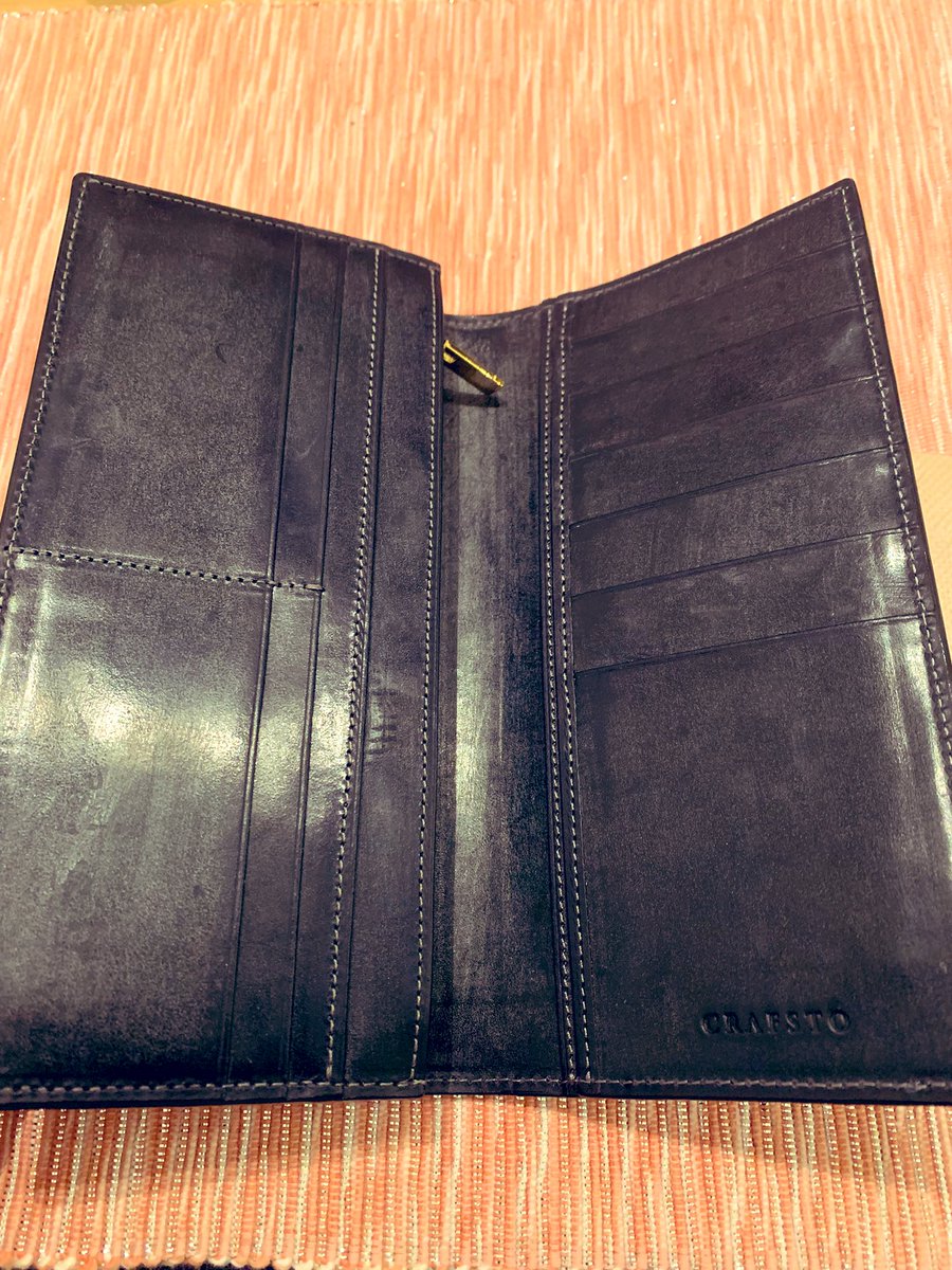 hidecamp22's tweet photo. セミオーダーしていたお財布がついに届いたー!!
#CRAFSTO
#理念に共感
#質感や機能美は言わずもがな https://t.co/RtGzV5NNLh