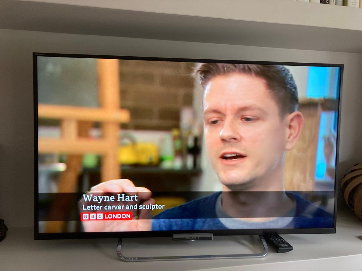 _hart_studios's tweet photo. I've just been on @bbclondonnews talking about my new memorial to Sir John #Gielgud for @wabbey https://t.co/BUCxL4yrct