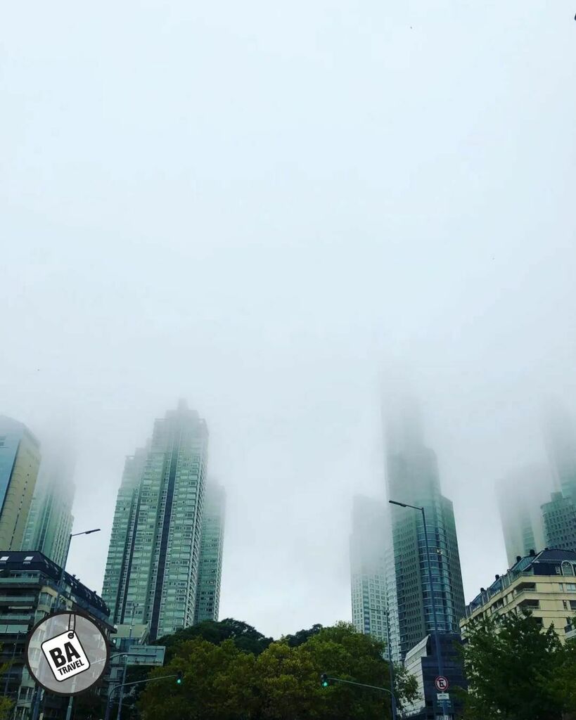 BuenosAiresTPH's tweet photo. Buenos Aires niebla

Recomendamos seguir la galería de:
Fotografo | @alepodzun
▫
▫
Selección | @archiecoria
Usa nuestra etiqueta
#BuenosAiresTravel
Seguinos @BuenosAiresTravel 🇦🇷
#BuenosAires
▫
▫
▫

Visita nuestras hubs amigas:

➡️ @ww_argentina
… https://t.co/BzKEnZhsY5 https://t.co/PKNGcJkIea