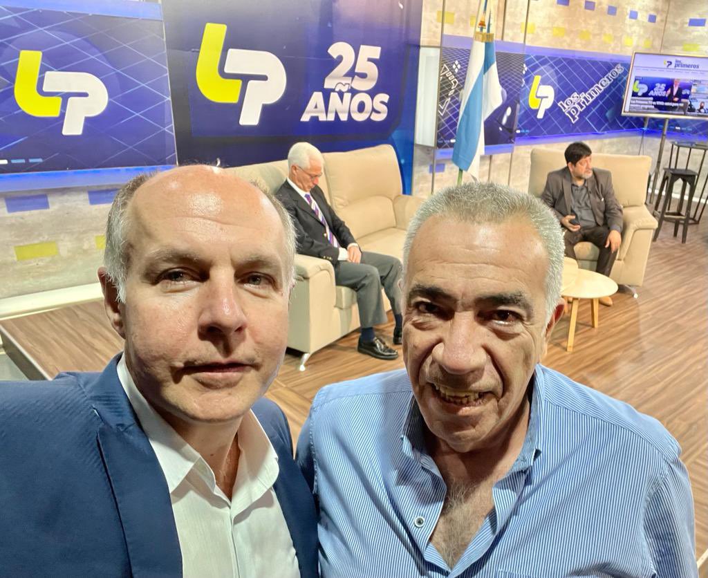 SUELDO y MORATORIA 
En Los Primeros informando sobre la nueva MORATORIA municipal. 
También anuncié que el día JUEVES 28 de abril estará disponible el 20% del sueldo del mes de Abril para los empleados municipales