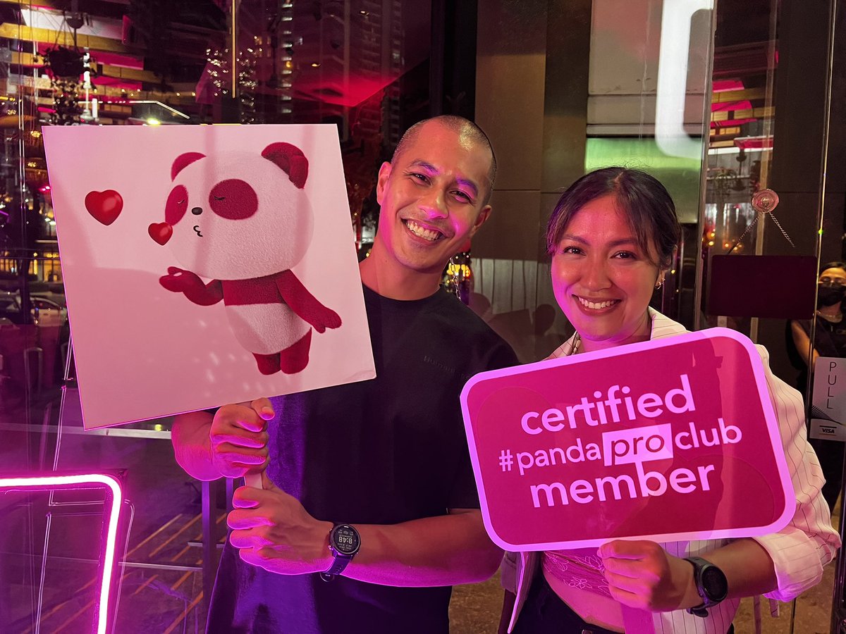 foodpandaPH's tweet photo. And of course we can't call it a night without announcing our awardees! Dun dun dun dun ๐ #pandaproClub #foodpandaPH #MatchAndDine https://t.co/FINzv5dDto