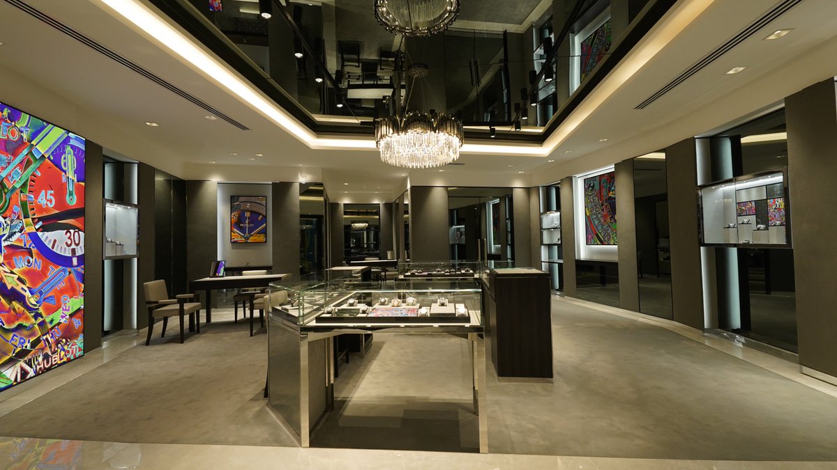 HUBLOT opened their new store in TAJ Lifestyle Center Fashion Level-2, the Swiss luxury watchmaker founded in 1980 and defined by its innovation which began with the highly original combination of gold and rubber The "Art of Fusion" @HublotMEA
#tajlifestylecenter #Amman #Jordan