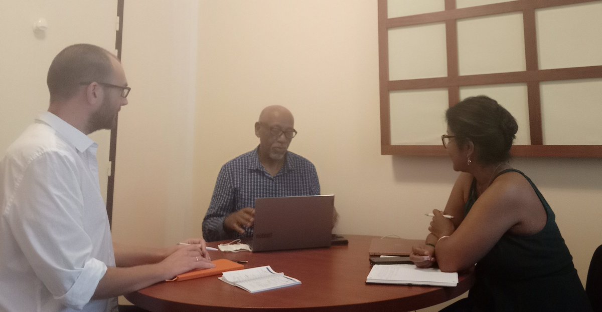 PhilippeBouba's tweet photo. Réunion de travail à la @CTdeGuyane. Recherche &amp; Innovation 🇬🇫. @MarieRattier - Marc Sagne - @PhilippeBouba 🤝 Quelles priorités pour 2022 et au-delà 🤔 Des réponses dans 2 semaines. À l'étude, en pleine réflexion... https://t.co/AU906O0r3e
