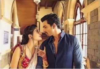 KaatelalM's tweet photo. In parallel universe these love stories ended up happily.🥹🥺

#ZiddiDilMaaneNa 

(PS:- this is just a meme .) 😂 https://t.co/YoxRkcdWIl