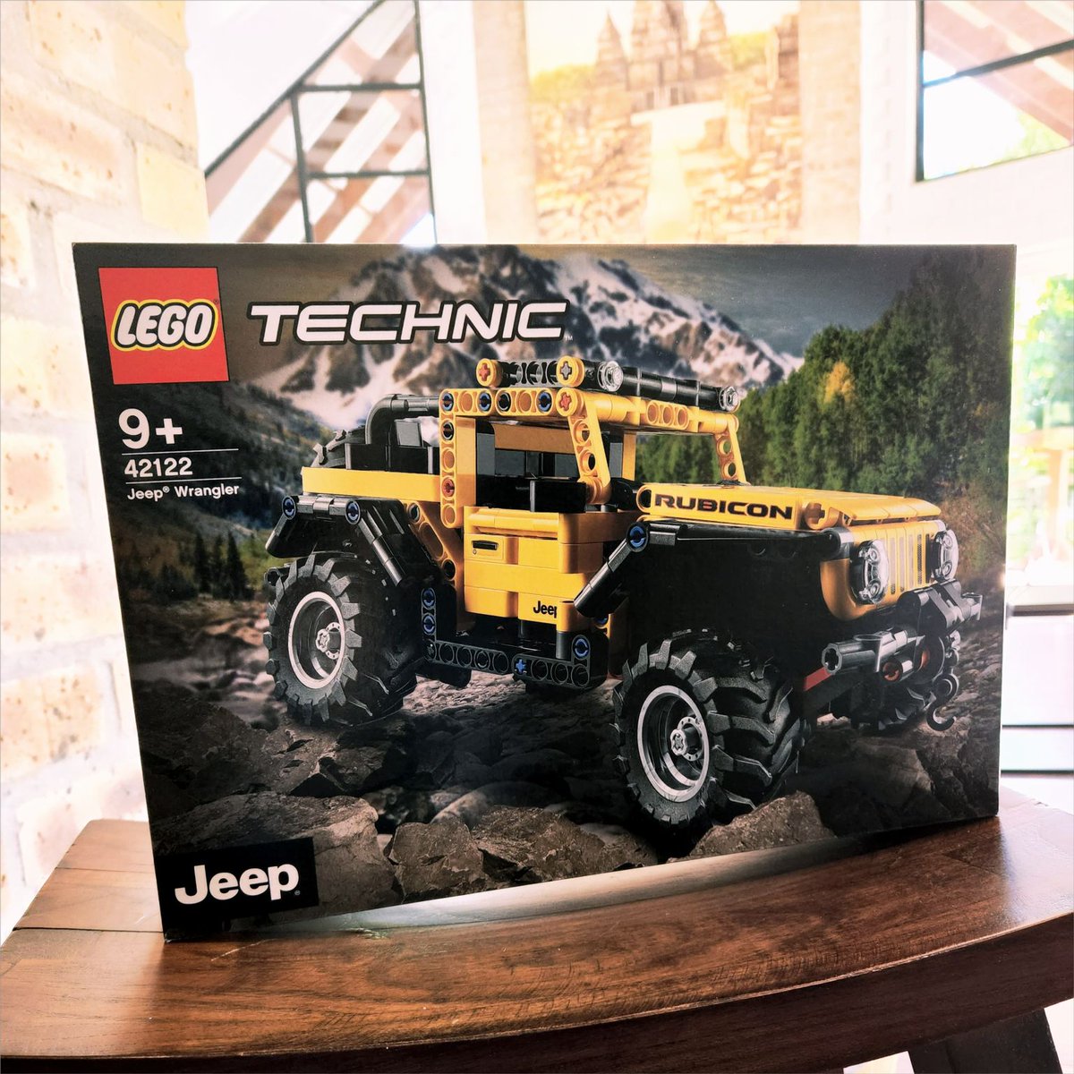Sim1Treg's tweet photo. Thank you team @Cybereason for your support, and for my awesome prize! Also, a big THANK YOU Richard Mutabazi for being a team player and for your assistance in making this initiative a success. Looking forward to our next campaign. #cybereason #winasone #dreamteam https://t.co/IeCuiw9WEf