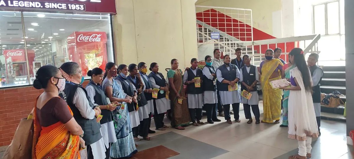 MyChoicesFDN's tweet image. For the past 6 months, we have been working tirelessly at MGBS Childline Helpdesk, rescuing children &amp;amp; creating awareness among the RTC employees, housekeeping staff &amp;amp; passengers. Earnestly solicit support from @tsrtcmdoffice for waiver of rent for the premise.