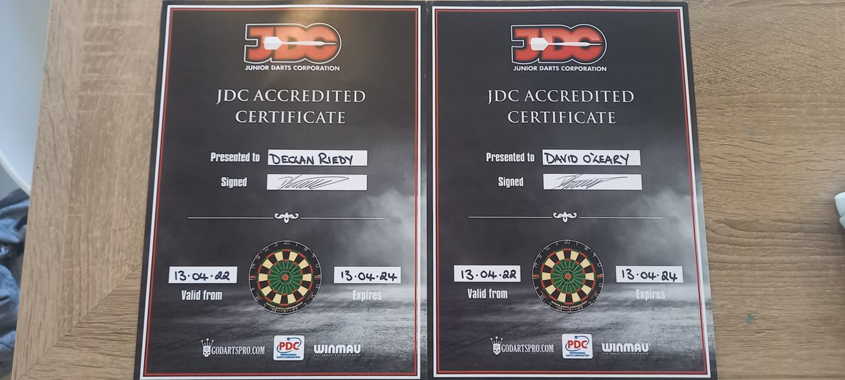 The certs from the jdc for <a href="/BIONIC180/">David (Bionic)O'Leary 🤖🇮🇪</a> , <a href="/decriedy/">Declan Riedy</a> and our club arrived on yesterday, just need ro frame them for the wall on the club now. Big thanks to
<a href="/DarrenBarson/">Darren Barson</a> @JDCdarts @JDCdartsIreland