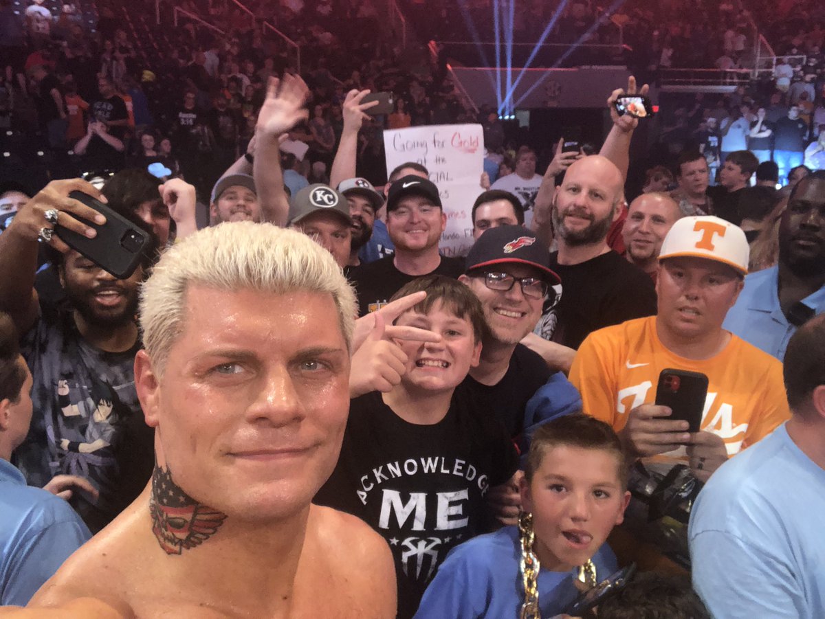 JVandy125's tweet photo. @CodyRhodes made Cohens night last night and got me the rare “you’re the best dad ever” award! Thanks Cody! #WWERaw https://t.co/e2AO7UCbD4