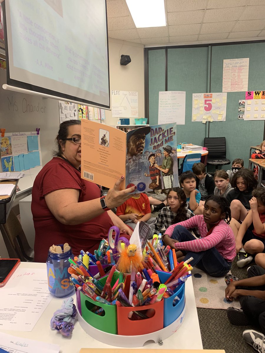 HBohlmeyer1's tweet photo. @Oaks4th teacher Mrs. Baade shares a historical fiction read aloud with her students about Jackie Robison. @HumbleISD_OE #everychildeveryday https://t.co/deLVsZTILK