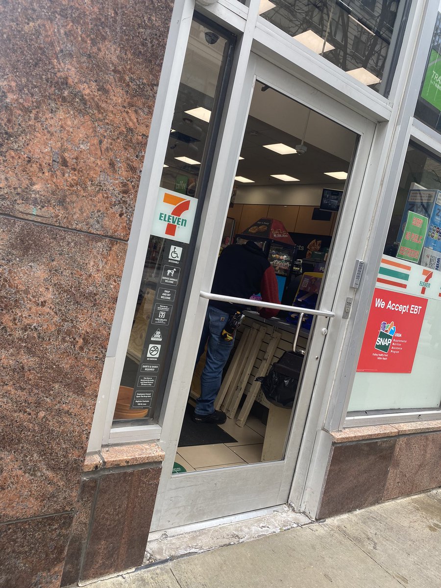 LuisRAgostini's tweet photo. The aftermath of Saturday night’s wildin’ activity in downtown Chicago is still being felt 72 hours later. Businesses like my go-to 7-11 on State &amp; Jackson are wasting time and money getting destroyed glass &amp; doors replaced. https://t.co/KfhnSLlL8Q