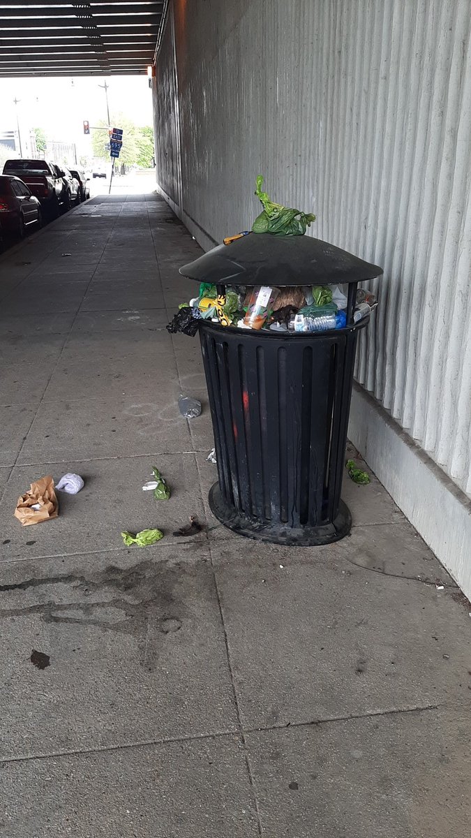 Ready_4_DC's tweet photo. @DCDPW Uncollected trash under the expressway near 7th and I street Se https://t.co/r1pifsHuZT
