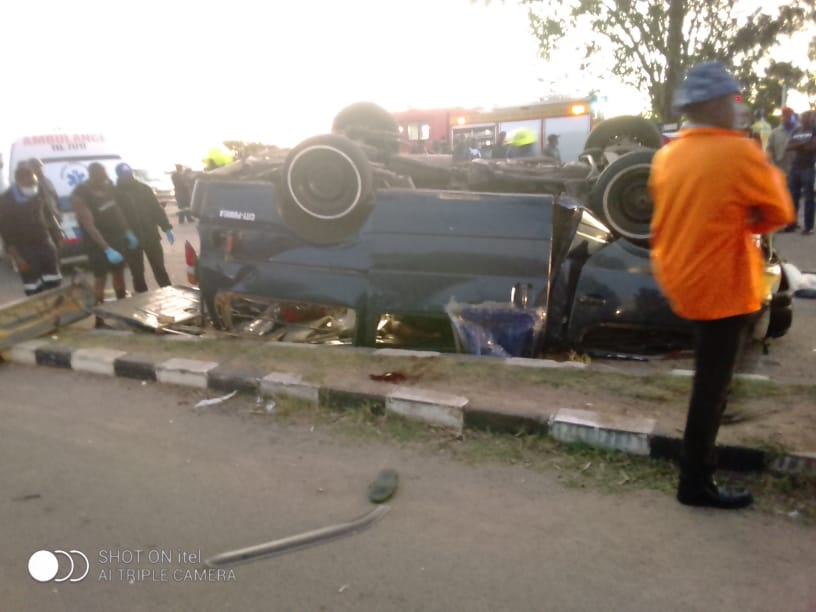NewsDayZimbabwe's tweet photo. #DEVELOPING 
🔴Six people died on the spot while 11 were injured at the intersection of #Masiyephambili &amp; #Khami road in #Bulawayo today @PoliceZimbabwe confirmed. https://t.co/XLBRhAum4p
