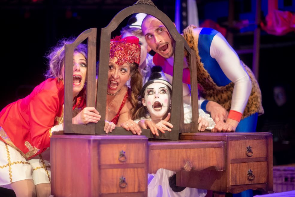 TAOS_M_Theatre's tweet photo. Our cast's faces when they find out that you still haven't secured your tickets for show week 😱 Opening night tonight has some tickets available, as have a couple of our other shows - but be quick to join us at the circus for Barnum! https://t.co/4KXjS46xdd 
📸👌@CJphotos1 https://t.co/xsUh6gXrjg