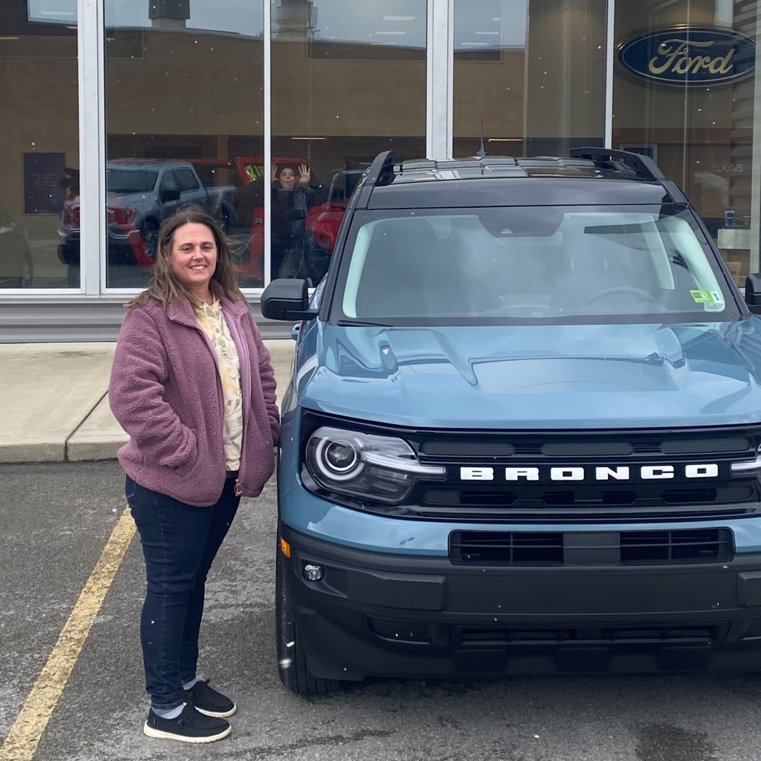 Congrats Amy on you 2022 Bronco Sport! Thank you for coming to visit us and continuing to trust Elkins Fordland with all your vehicle needs! We are happy to help! #BroncoSport #BroncoSummer #Ford #ElkinsWV