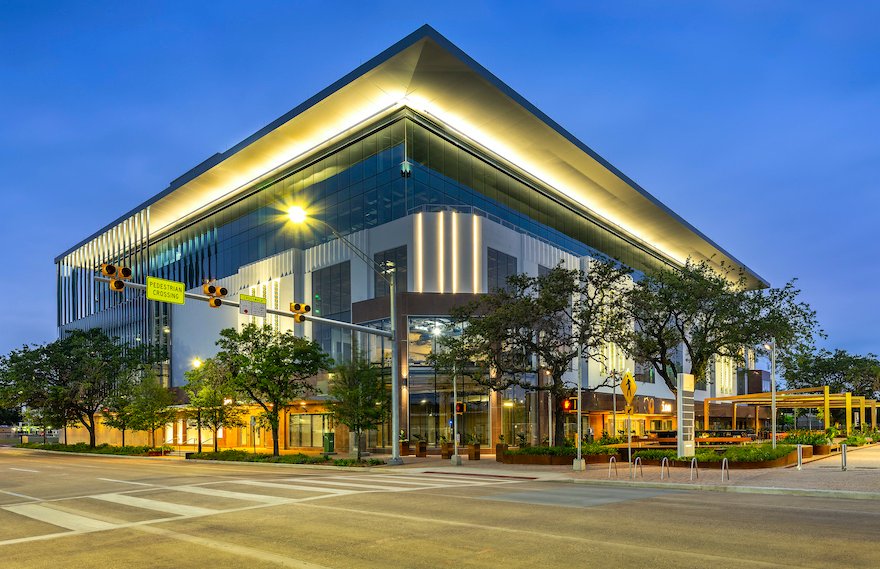 Chuy101's tweet photo. #Tech #Startups #Founders #Investors #Innovation #TheIonHouston #Houston #HOUtech #HOU #LSAglobal #LatinxStartupAlliance #LatinxStartups #LatinxFounders #LatinxInvestors #InnovateMas #VivaTechHouston #VivaTechTexas @LSA_Global_  @ResolvedVC @VamosVentures  @TheHispanicStar https://t.co/qv5kWet8zq
