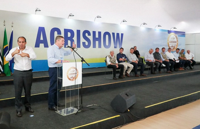 agrishowoficial's tweet photo. A 27ª edição de uma das maiores e mais completas feiras de tecnologia agrícola do mundo começou repleta de visitantes, marcas, iniciativas e soluções para o agro brasileiro!

Confira as novidades: https://t.co/M1r2FyEjpV https://t.co/P2qBbbYh4z