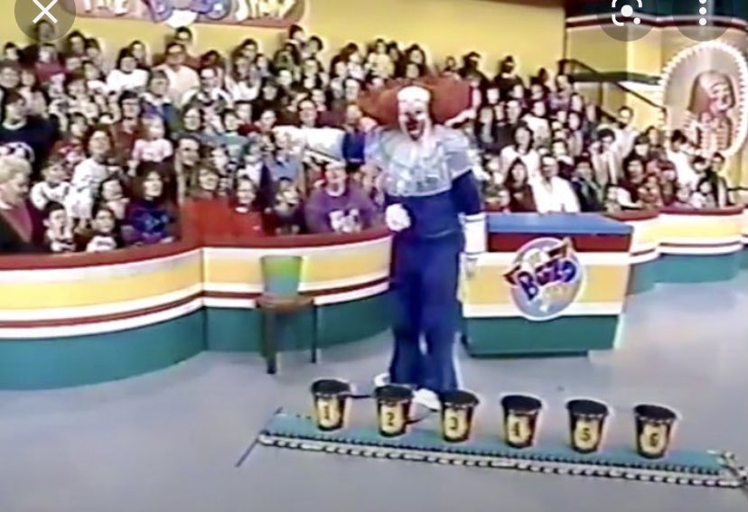 RayCortopassi's tweet photo. Growing up watching #BozosCircus, it was the lucky few who got chosen by those magic arrows for Bozo’s Buckets. In the last few months I’ve met four or five. #grandprizegameunicorns https://t.co/hVx2R29Lsw