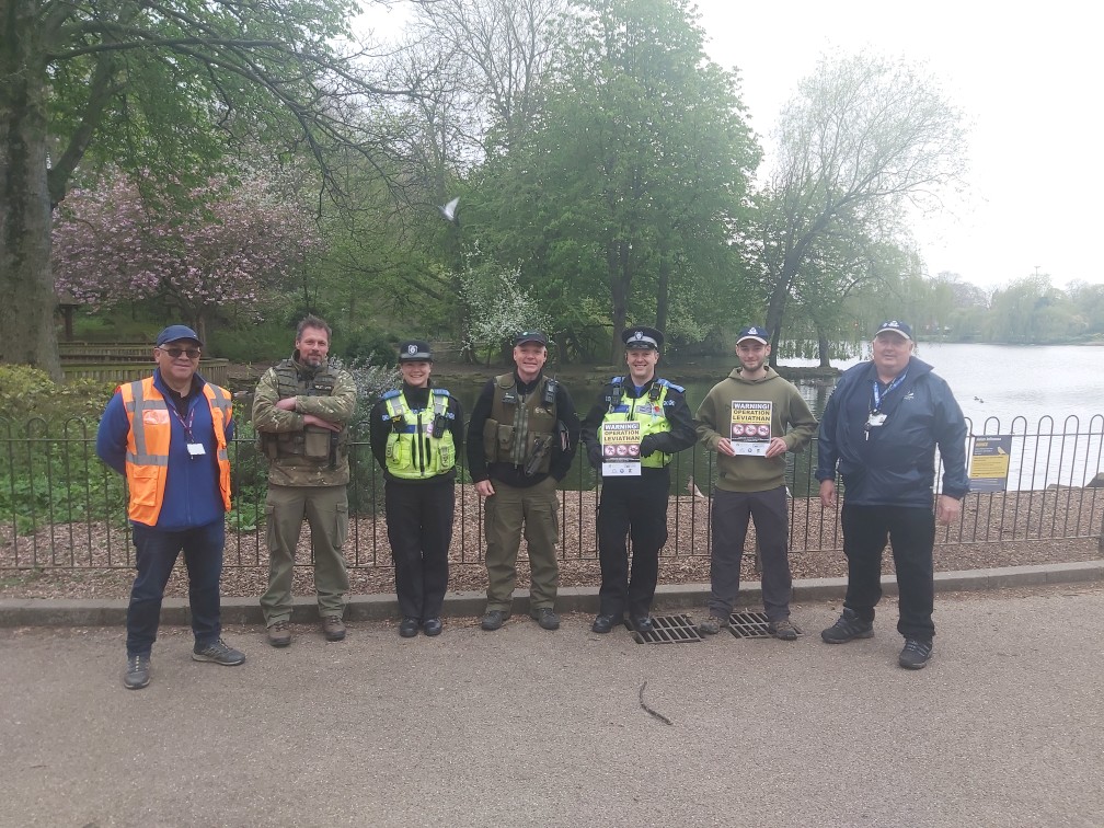 KevinPearsonAT's tweet photo. Really good to see our Voluntary Bailiff Service (VBS) out with the EA, police and Walsall Council staff patrolling local iark lakes and other fisheries on Saturday. Great partnership work! https://t.co/U0NcriVa7G