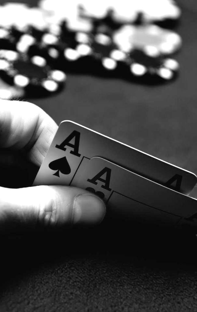 Coldcard2's tweet photo. ❗️Cold Card NFT❗️

Do you really like Blackjack and NFTs?🃏
We will give you a opportunity:

1️⃣To play those games for Free and make money
2️⃣Go to special Events
3️⃣Make Passive income by owning a @Coldcard2 NFT

#NFT #NFTs #ETH #NFTCommunity #NFTGiveaway #WL https://t.co/mtRNblKpX2