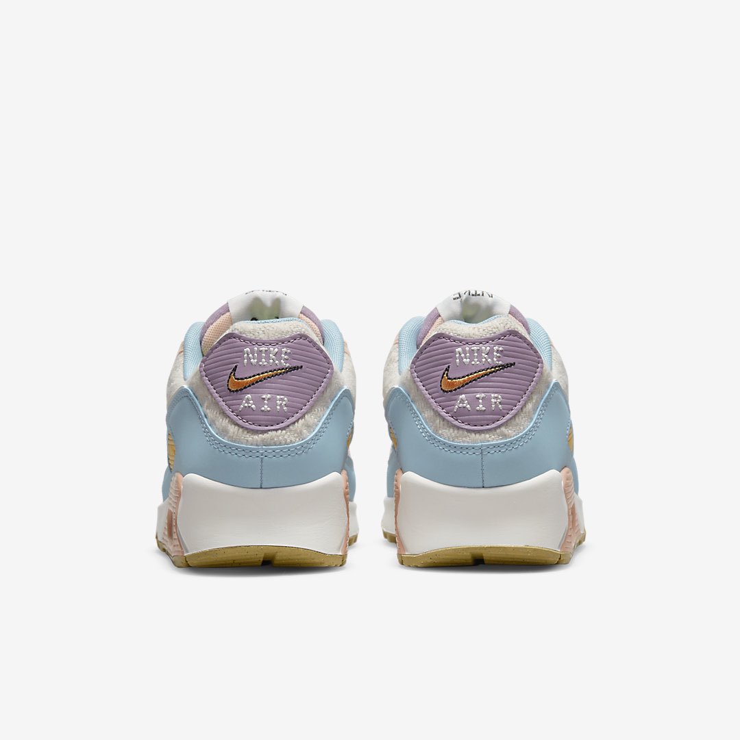 snkr_twitr's tweet photo. Dropped early: WMNS Nike Air Max 90 SE ‘Nike Sun Club’

Shop -> https://t.co/mhtPbQCrCr

#AD https://t.co/UTSkm1I4qV