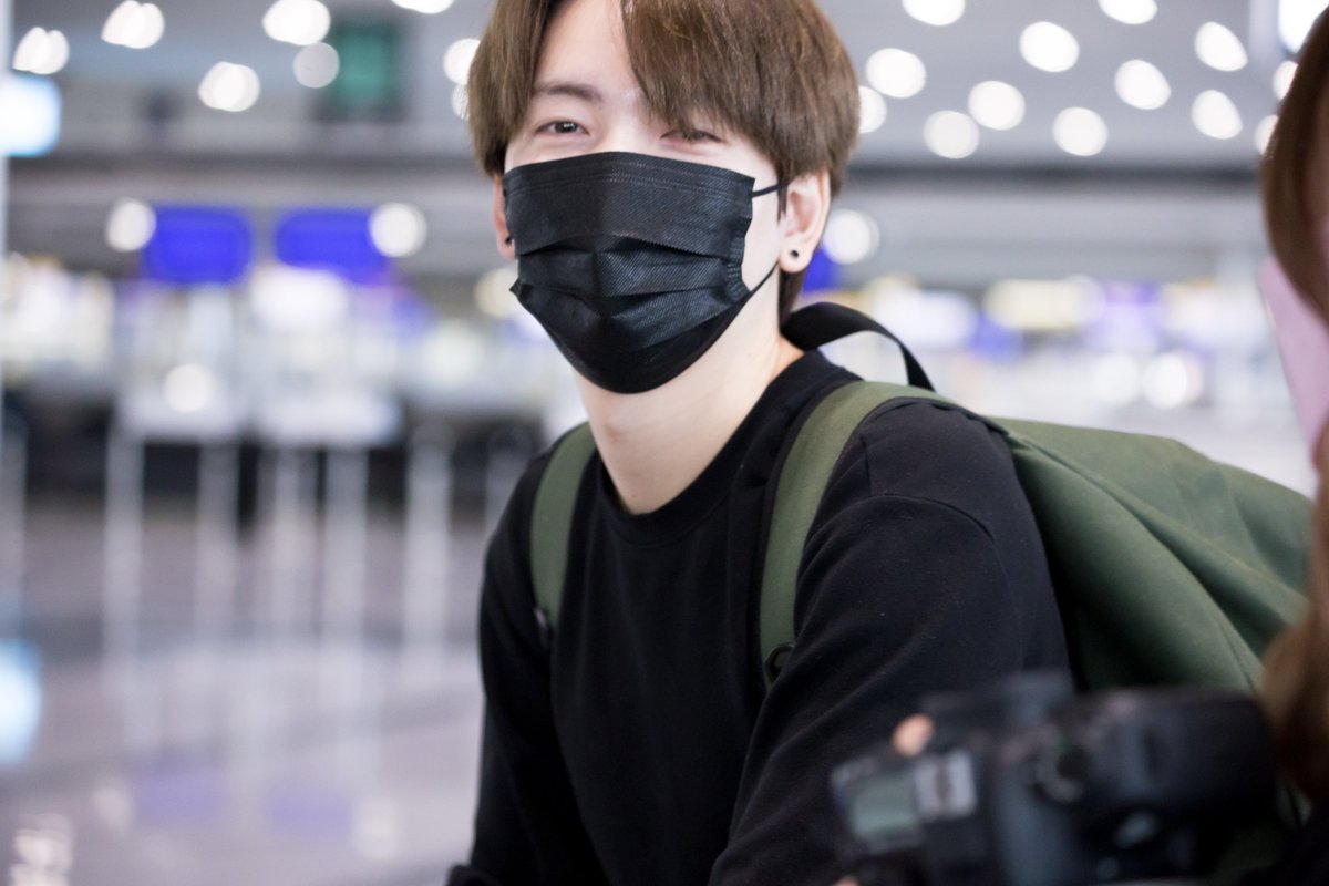 hd96_com's tweet photo. 220426 나리타 출국

#비아이지 #JHOON  #제이훈 #BIG 
@big_jhoon715 @BIG_GHofficial 

고마워♡　　나나 https://t.co/dvB0FMpzpk