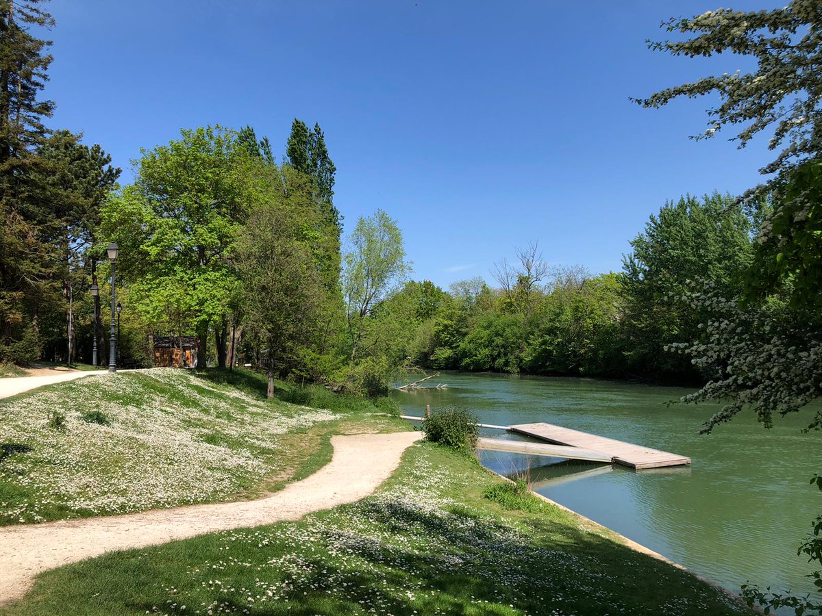 RiversideCities's tweet photo. The Kaunas team is on exchange in the Val-de-Marne for 2 days. 3 partners of Kaunas 2022 discovered the good practices of the river Marne during a bike touring.
Next week, the STAR Cities team will meet in Hamburg for a workshop.
#STARCities #rivertourism #greentourism https://t.co/mdmKT8ppjh