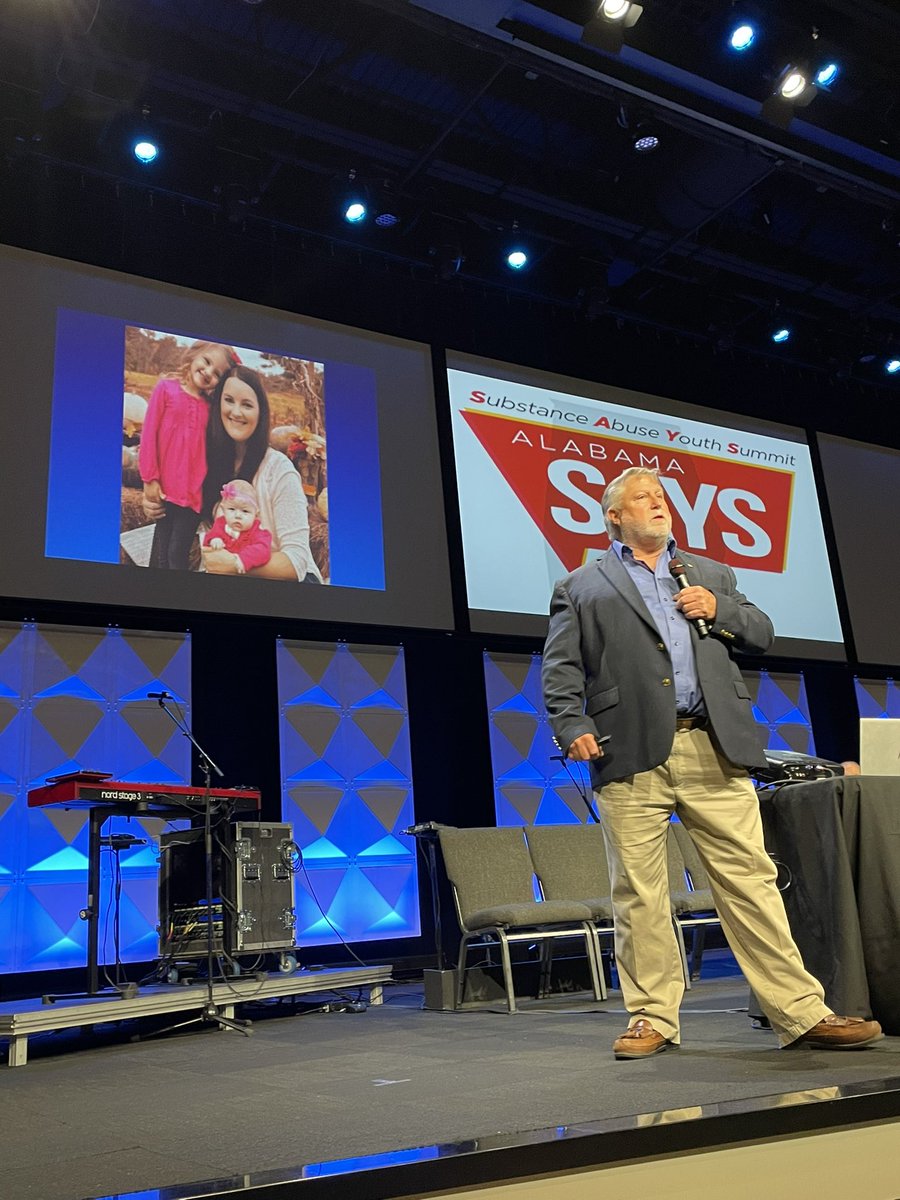ABC_underage's tweet image. Mike Reese tells Alabama SAYS attendees that overdose deaths in the U.S. have increased from 50,000 a year in 2016 to 111,000 in 2021, primarily due to opioids.