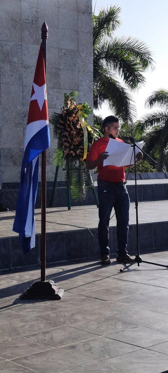 CupetDe's tweet photo. Rindiendo homenaje al Guerrillero Heroico Ernesto Guevara de la Serna, comienza la primera sesión  de la jornada de trabajo de Análisis del cumplimiento del Plan y Asamblea de Representantes.
Empresa Comercializadora de Combustibles.
I Trimestre 2022. https://t.co/H9VIlXq4qS